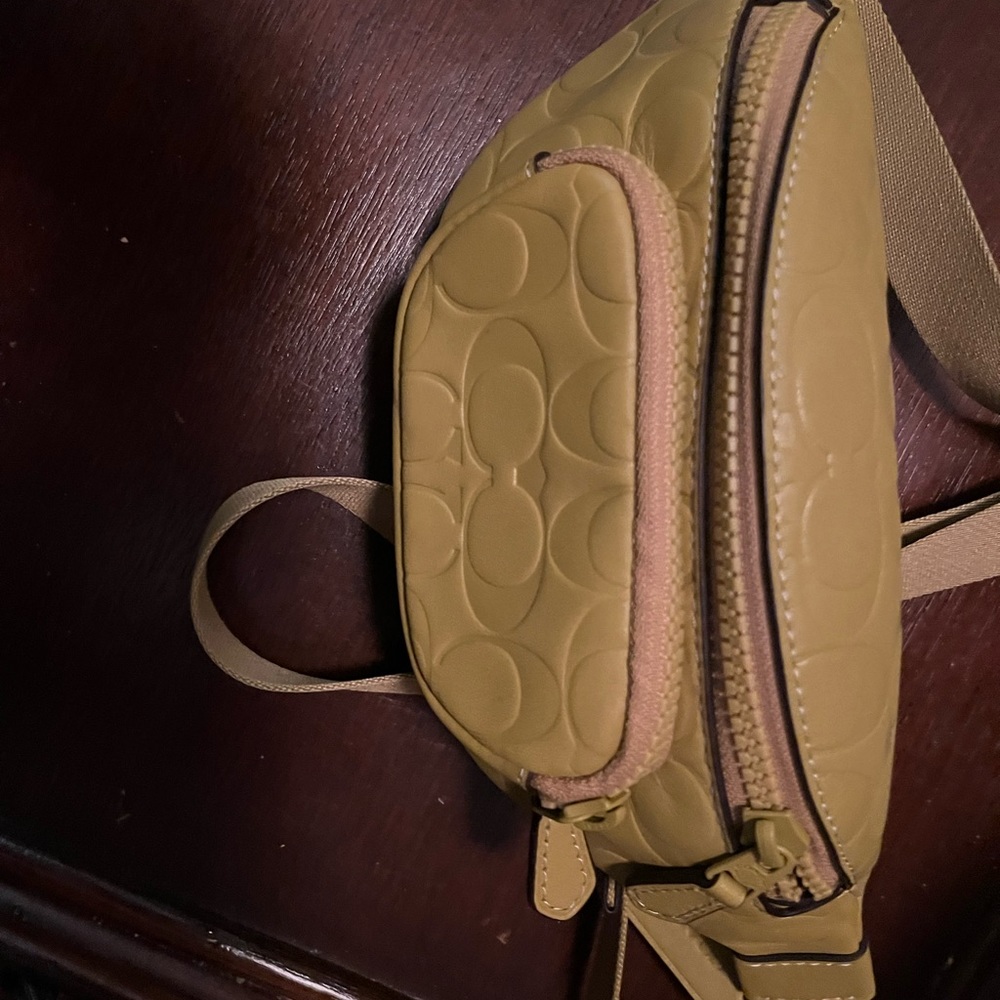 Coach bum bag - Picture 2 of 8